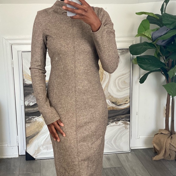 🆕 2024 ZARA WOOL BLEND DRESS - Picture 4 of 8